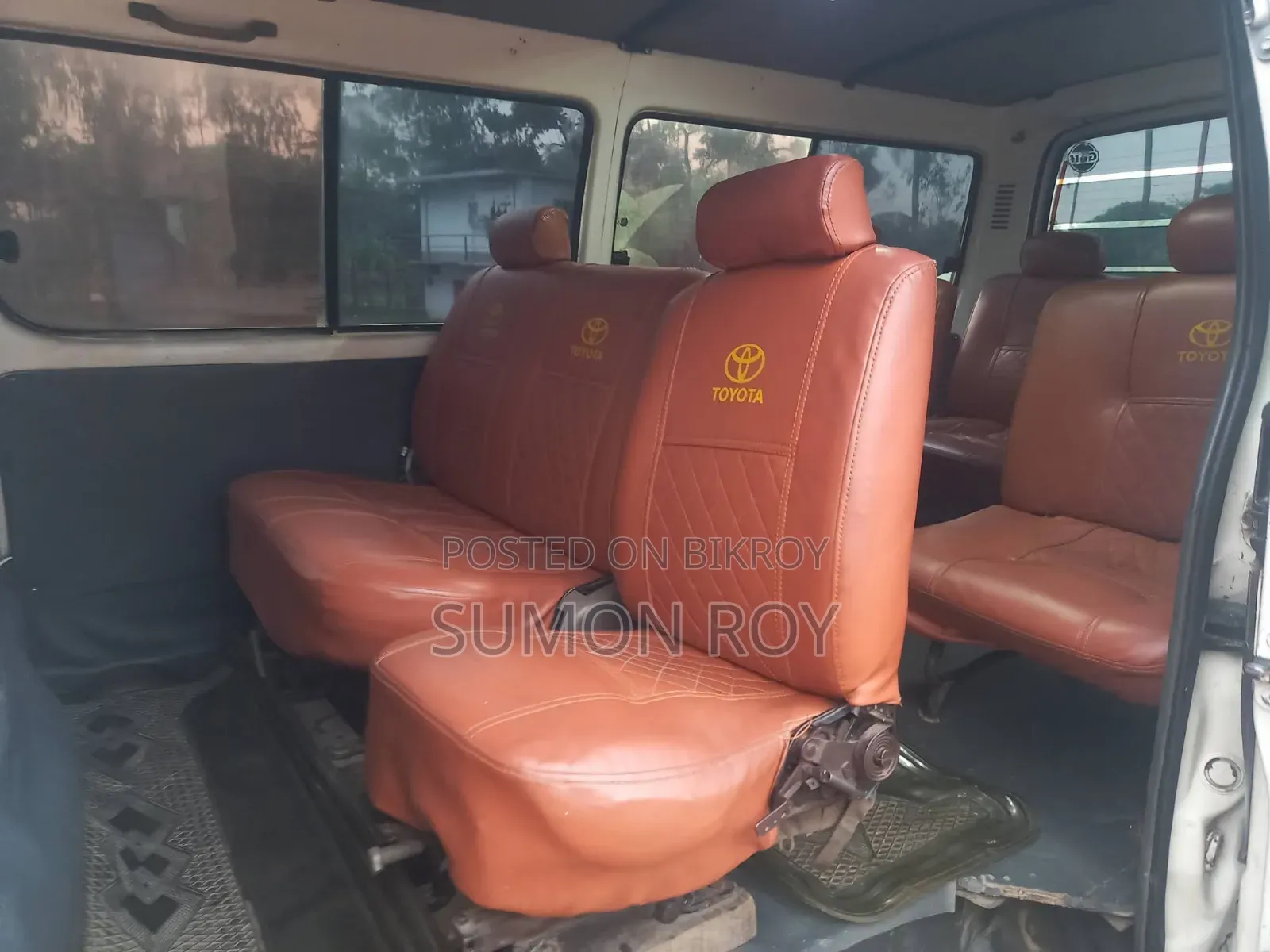Toyota HiAce 1995 White