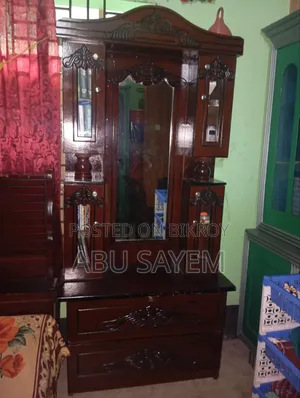কেরোসিন কাঠ ড্রেসার
