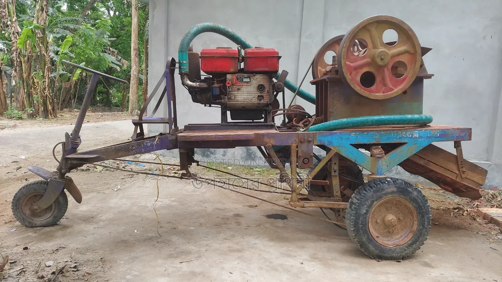 Digital Brick Crushing Machine