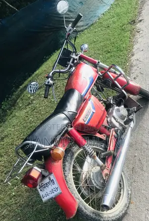 Honda 2002 Red