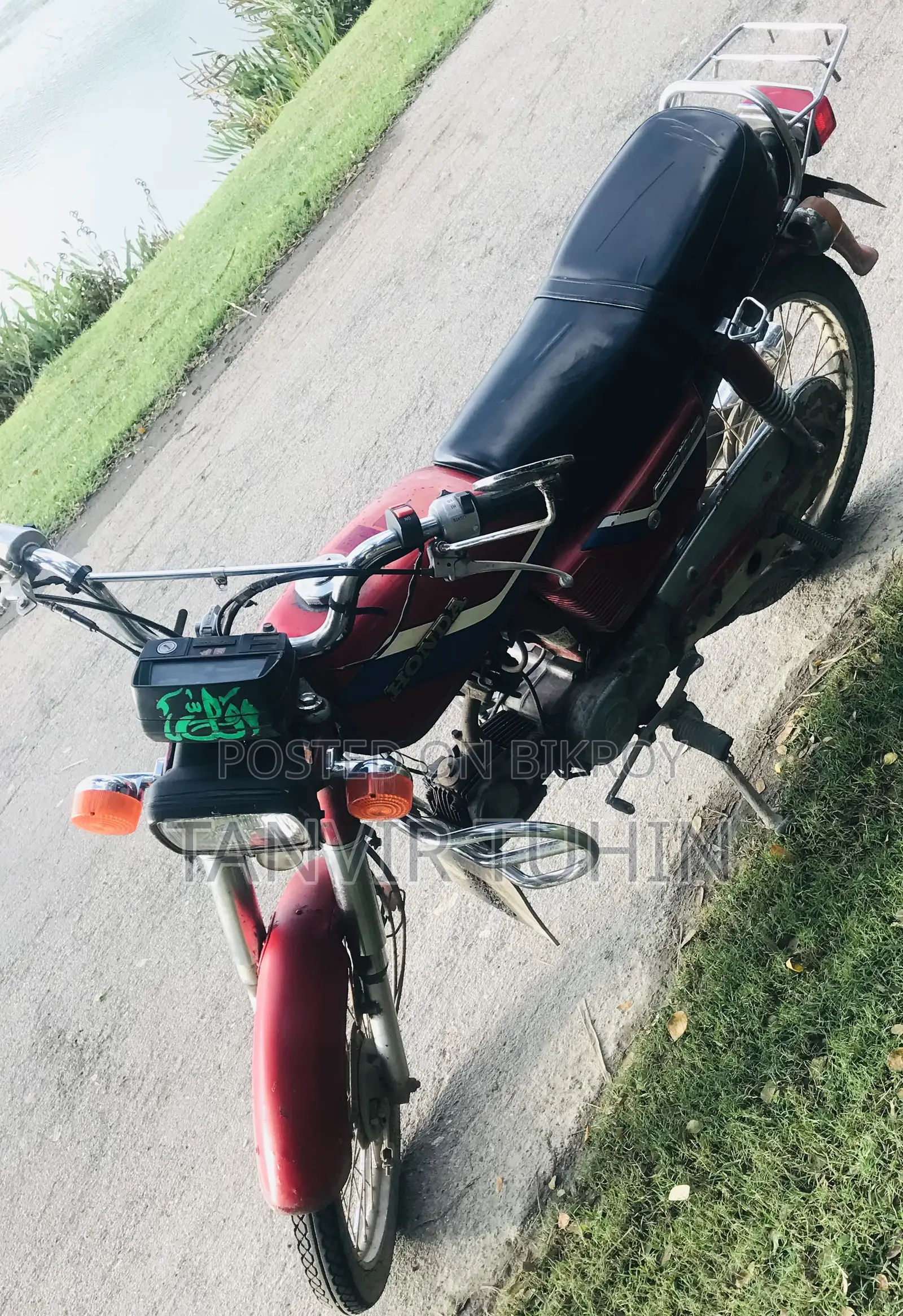 Honda 2002 Red