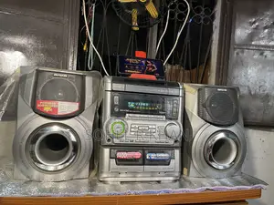 Aiwa Sound System