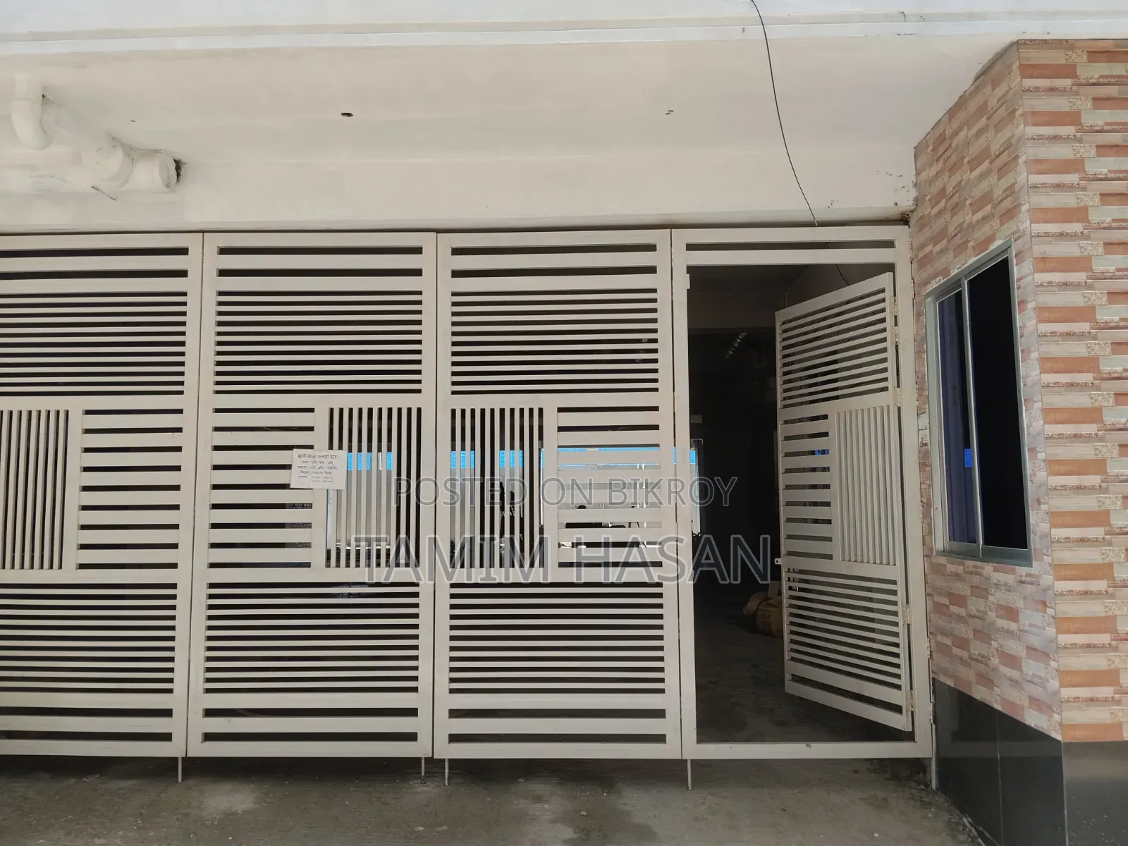 3bdrm Apartment in White Mansion, Jatrabari for Sale