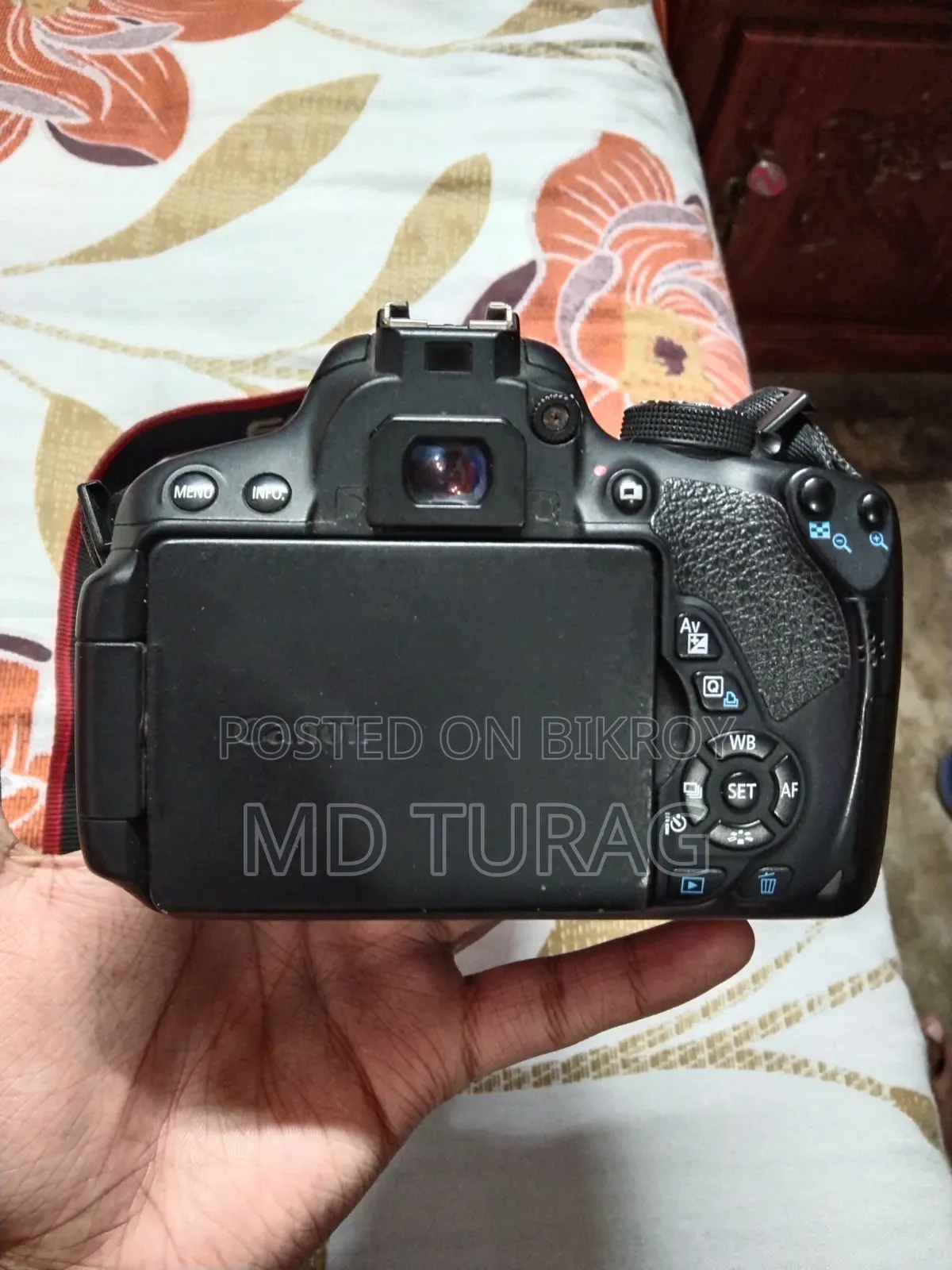 Canon 700 D