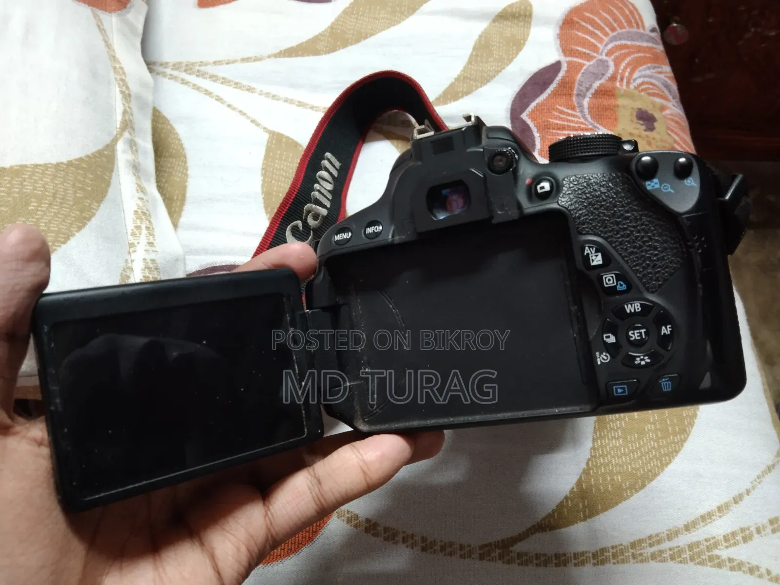 Canon 700 D