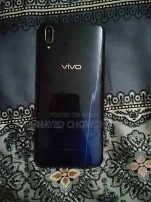 Vivo V11i 128 GB