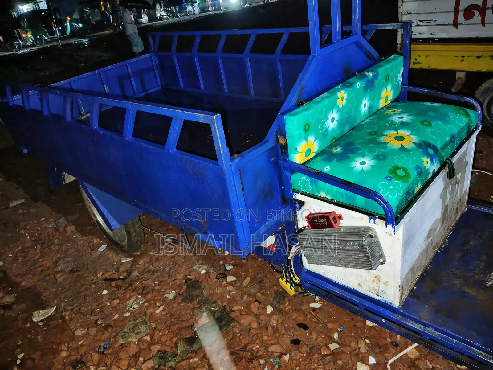 Auto Pickup Van
