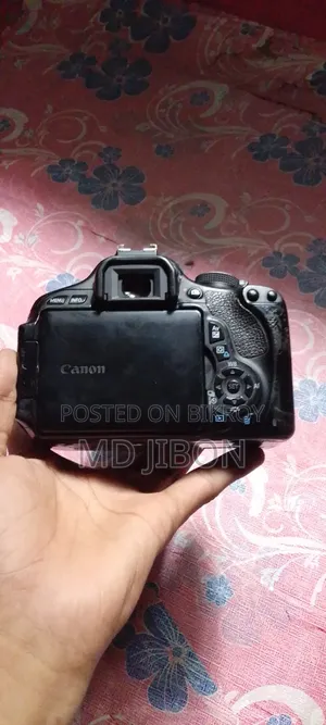 DSLR Camera