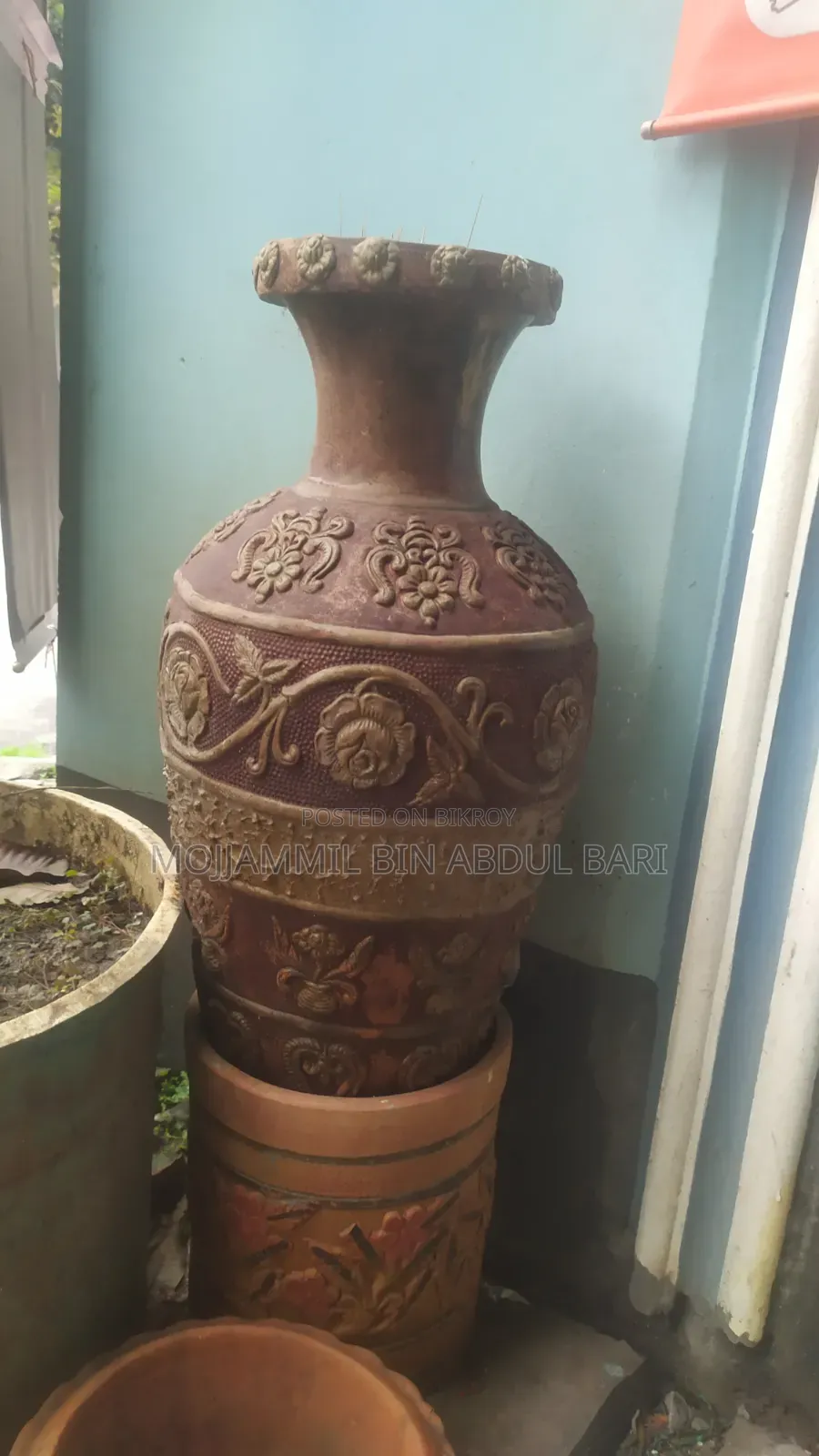 ডিজাইন ফুলের কলোসি টপ এখানে পাঁচটি ফুলের টপ আছে