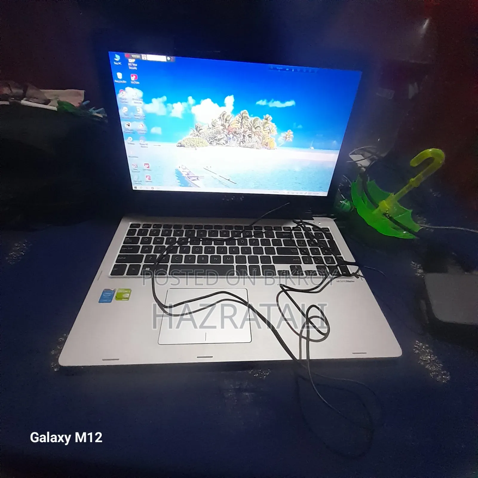 Laptop Asus Transformer Book Flip TP500LA 8GB Intel Core I3 HDD+SSD 1T