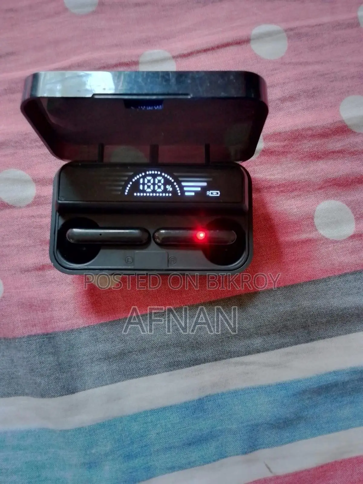 Earbud And Neckband For Sell