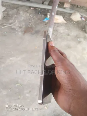 Vivo V23 5G 128 GB Gold