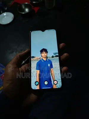 Samsung Galaxy A20 32 GB White