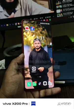 New iQOO 12 512 GB Red