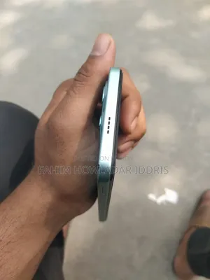 Infinix Hot 50i 128 GB Green
