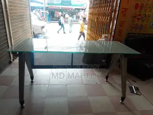 টেবিল - ভালো কন্ডিশন (জরুরি বিক্রি)