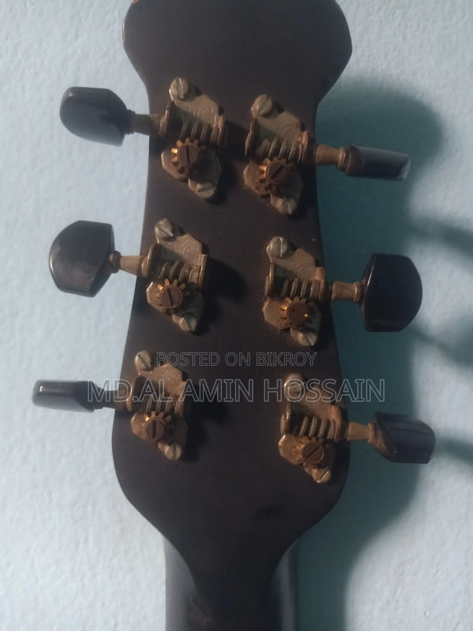 Urgent Guitar Sale