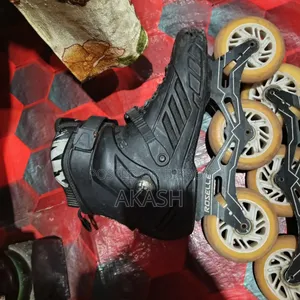 Skating Shoe