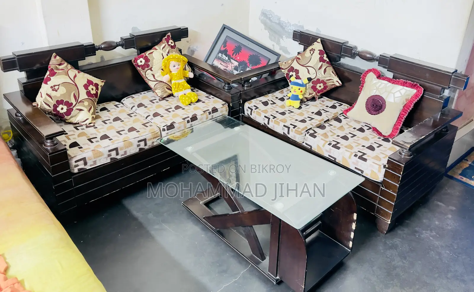 ৫ সিটের সোফা সেট ও টি টেবিল