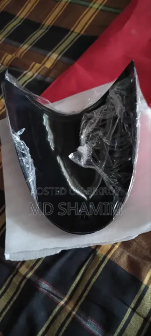 Discover 135cc Windshield Glass