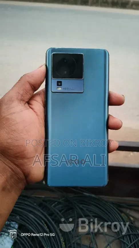 Vivo iQOO 128 GB Blue