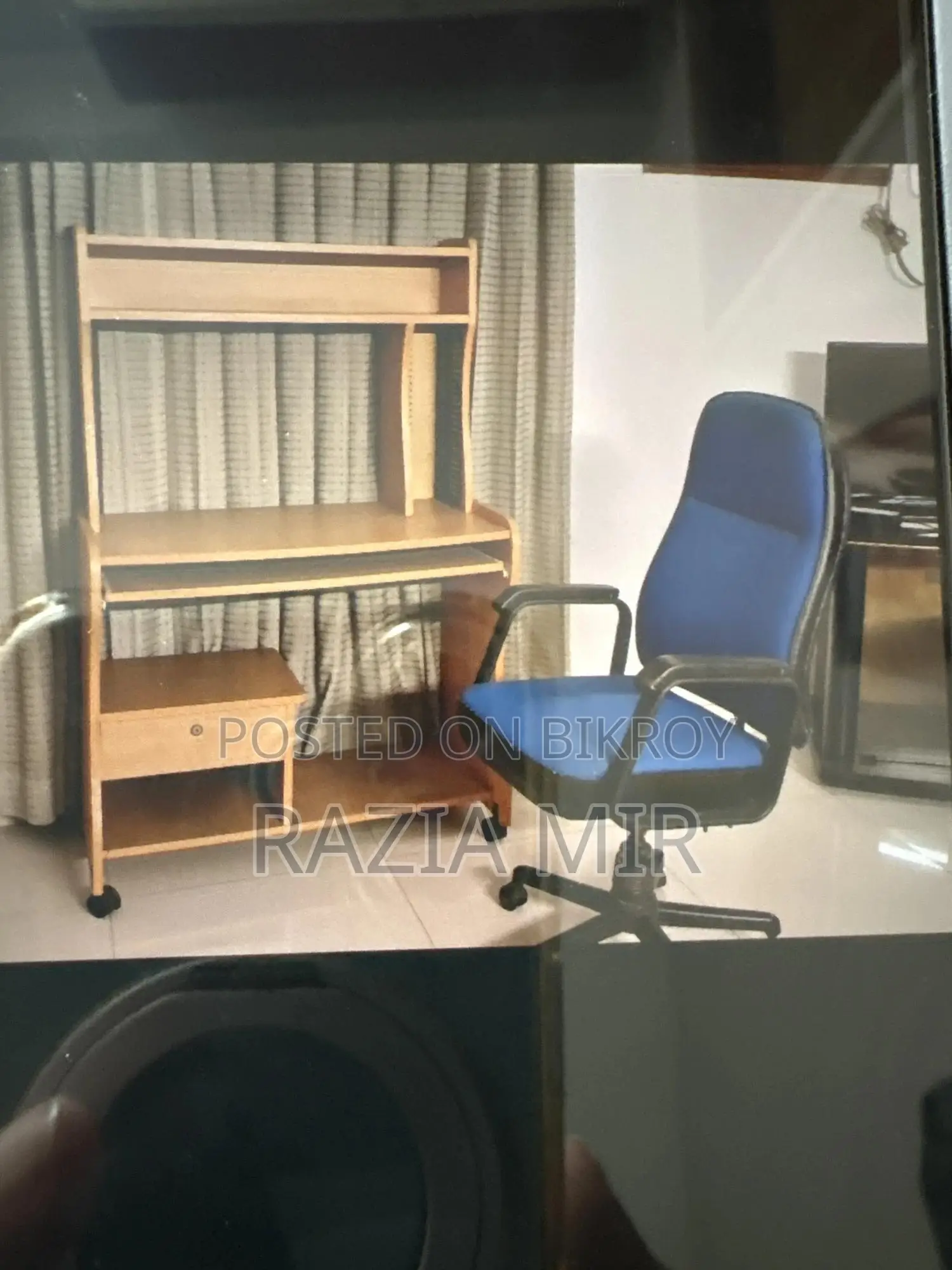 Sale of Computer Table