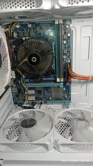 Gigabyte H61 Ds2 Motherboard.