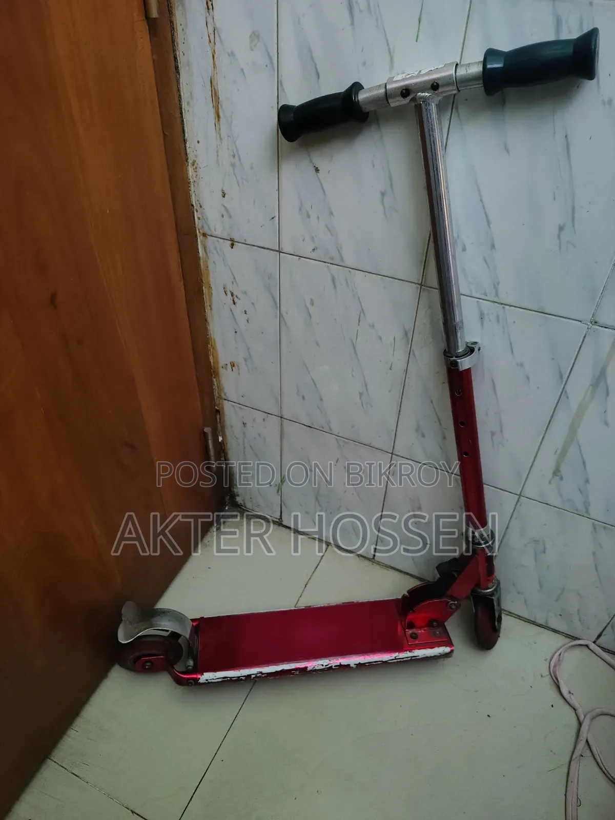 বাচ্চাদের স্কুটি