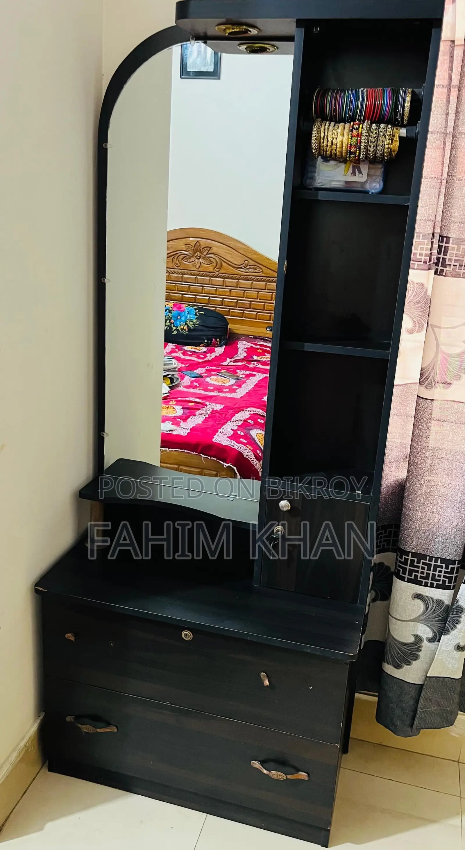 Dressing Table for Sale