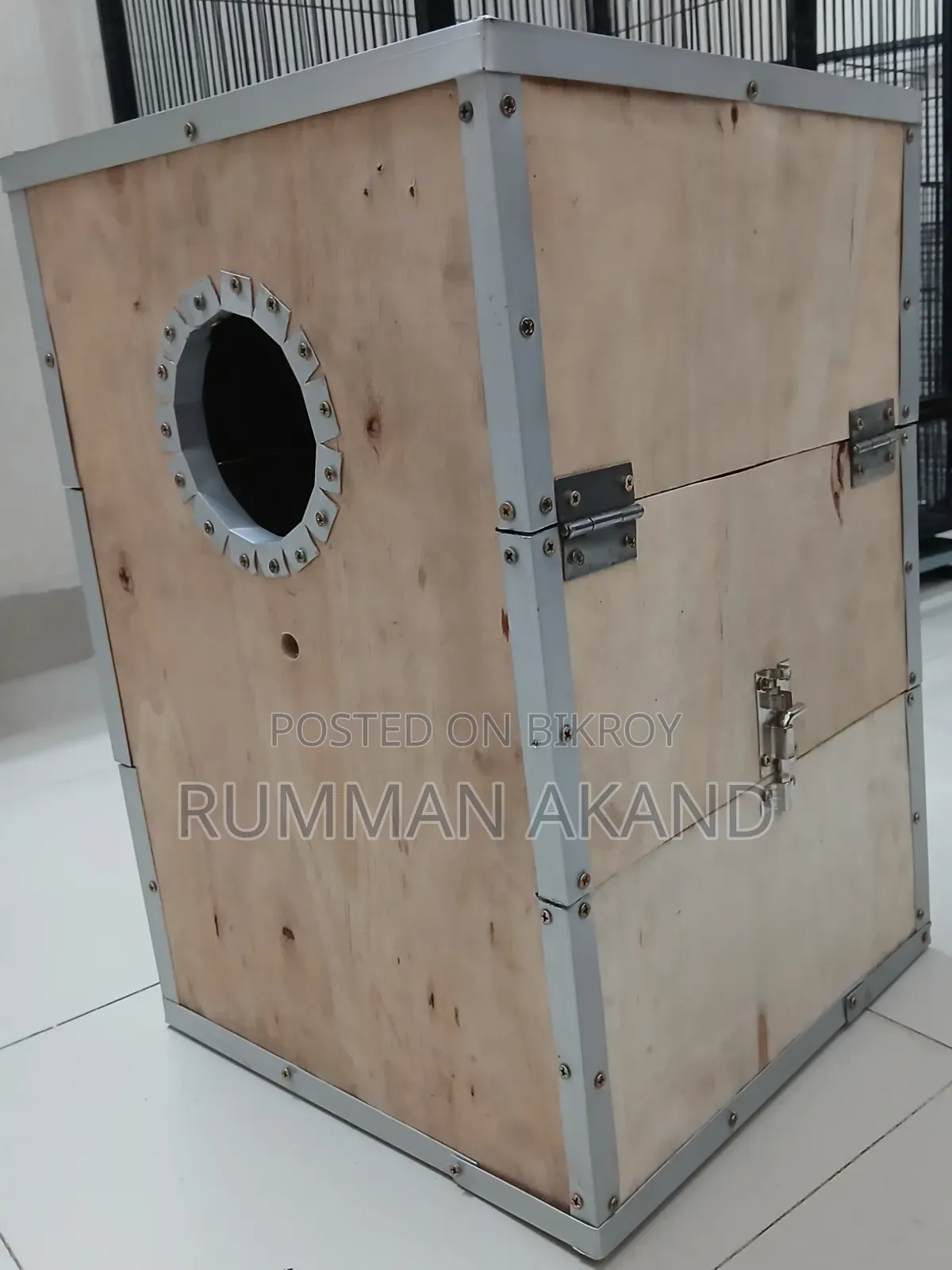 নাট সিস্টেম বার্ড কেজ উইথ বক্স