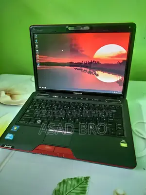 Laptop Toshiba 6GB Intel Core I3 HDD+SSD 700GB