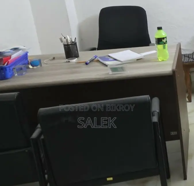 Otobi Table Brand New