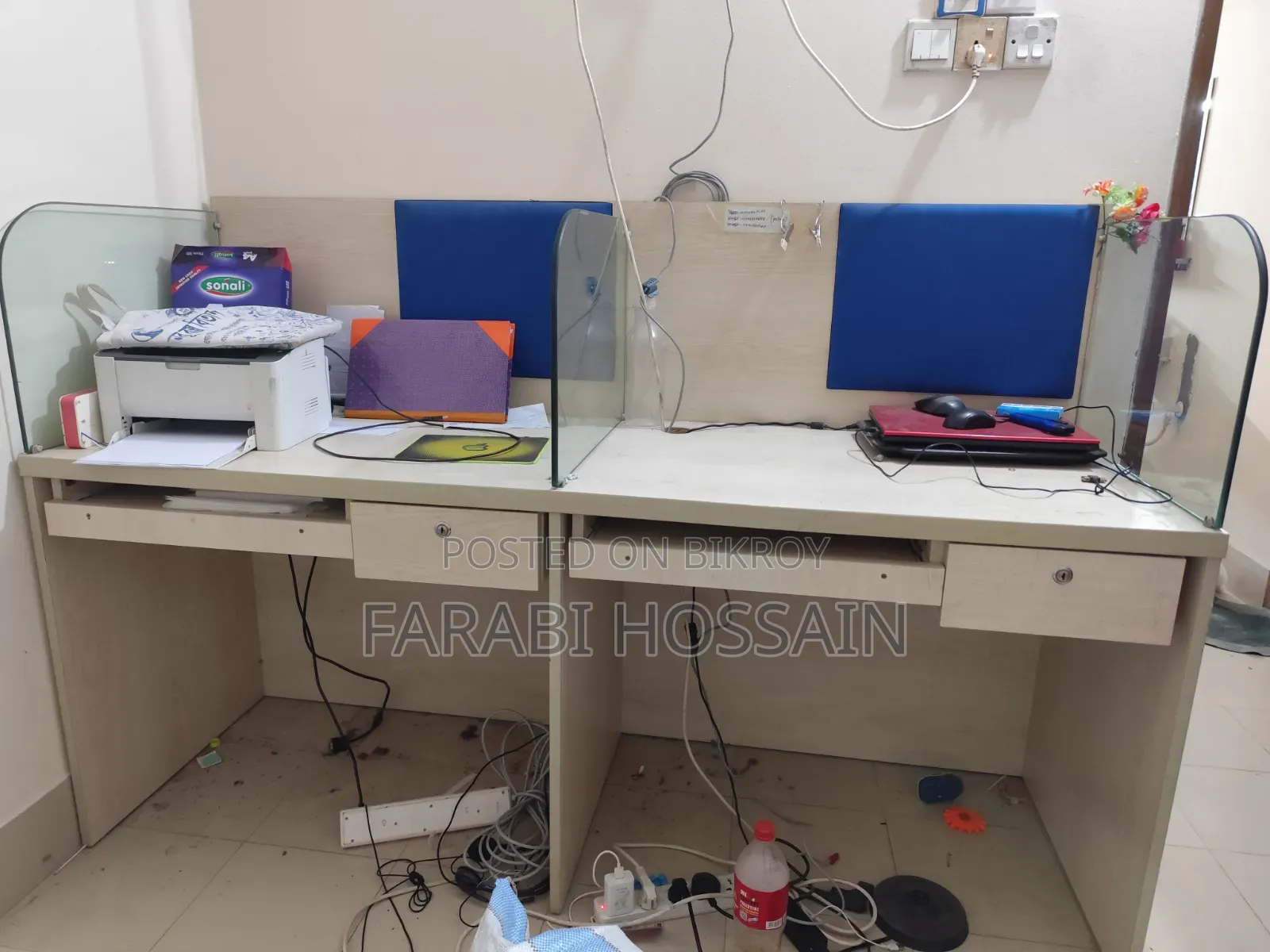 Office Computer Desk / Table