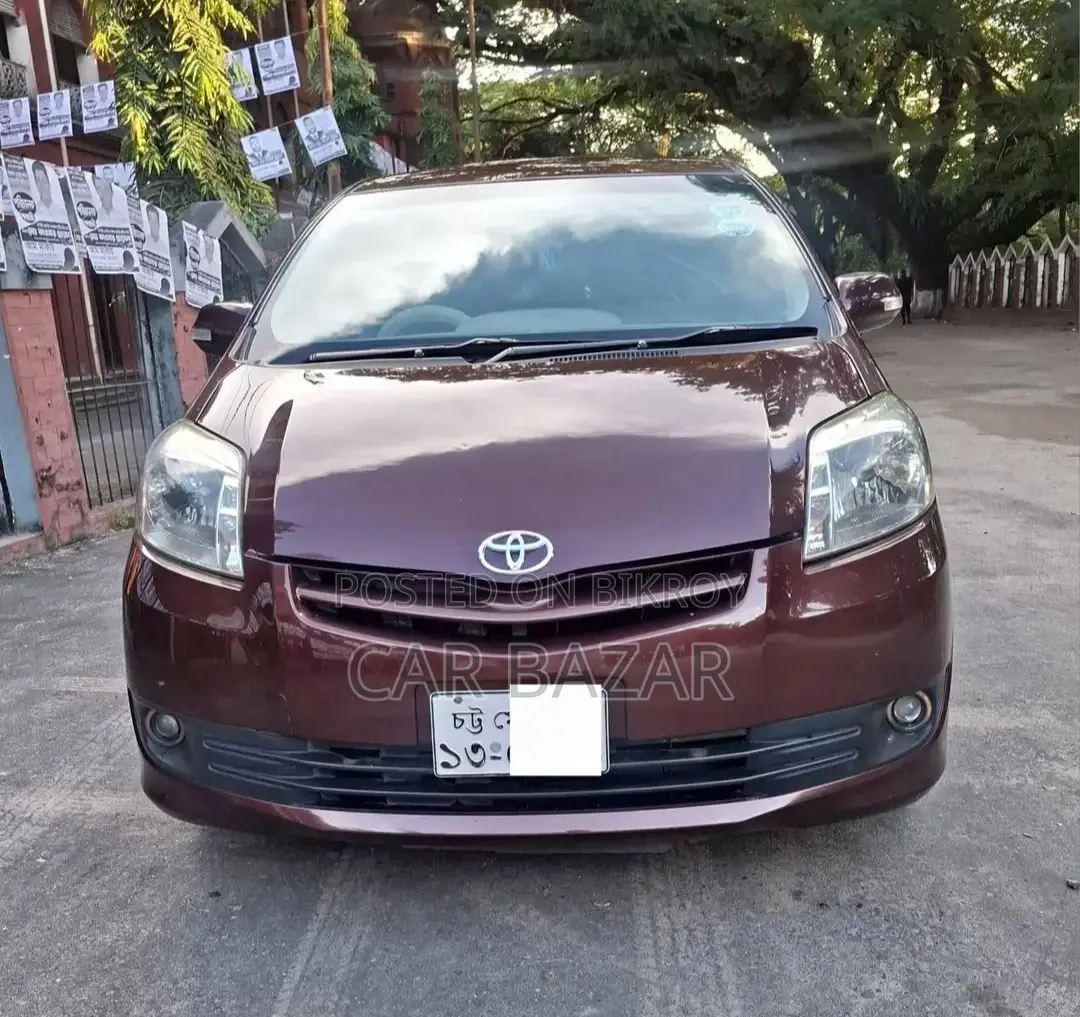 Toyota Passo Sette G 7Seater 2010