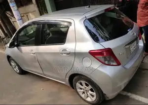 Toyota Vitz X SMART PKG 2011