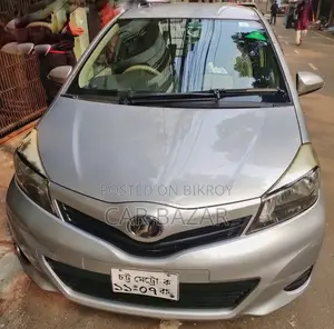 Toyota Vitz X SMART PKG 2011