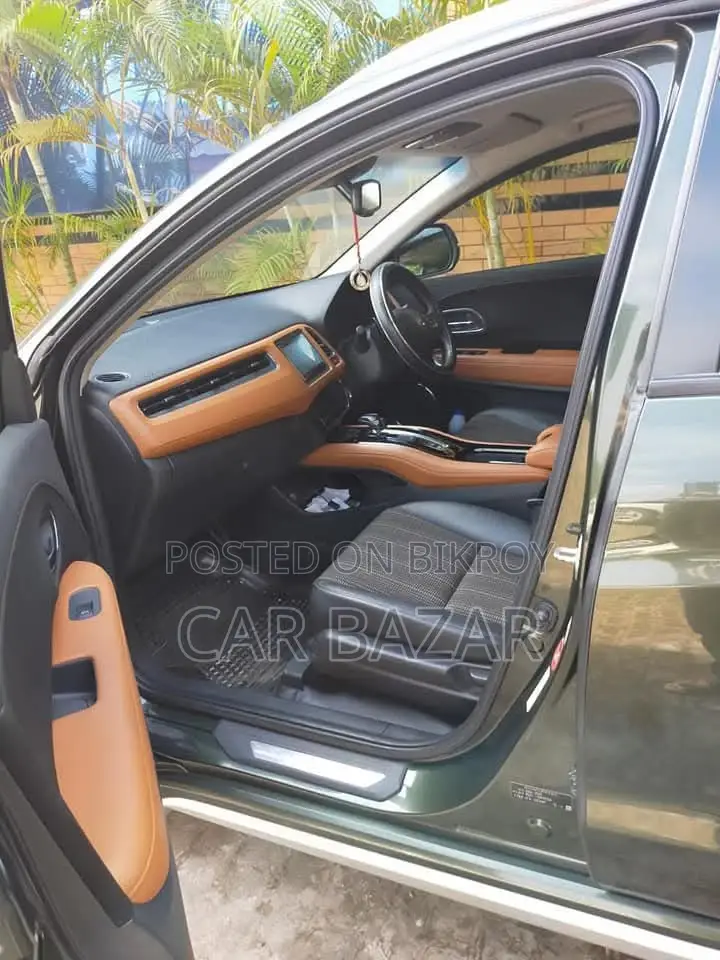 Honda Vezel Z Sensing Leather 2014