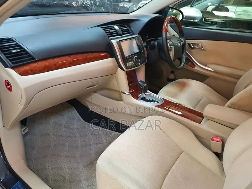 Toyota Premio Fex Pkg Grey 2015