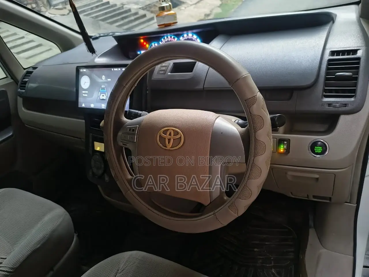 টয়োটা নোয়া এসআই গ্রেড পুশ ২০০৯