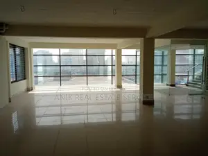 গুলশানে ৫০০০ বর্গফুট বাণিজ্যিক অফিস স্পেস খালি আছে
