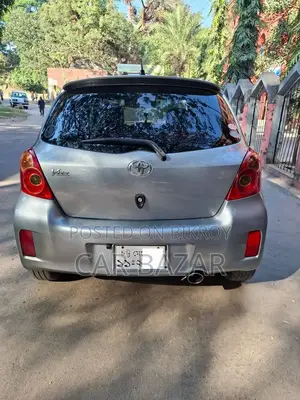 টয়োটা ভিটজ এক্স স্মার্ট এডিশন ২০১০