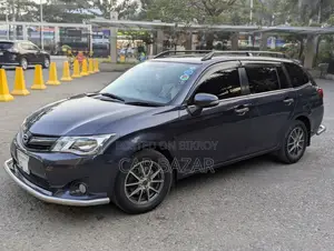 Toyota Fielder G OCTANE RUNS 2012