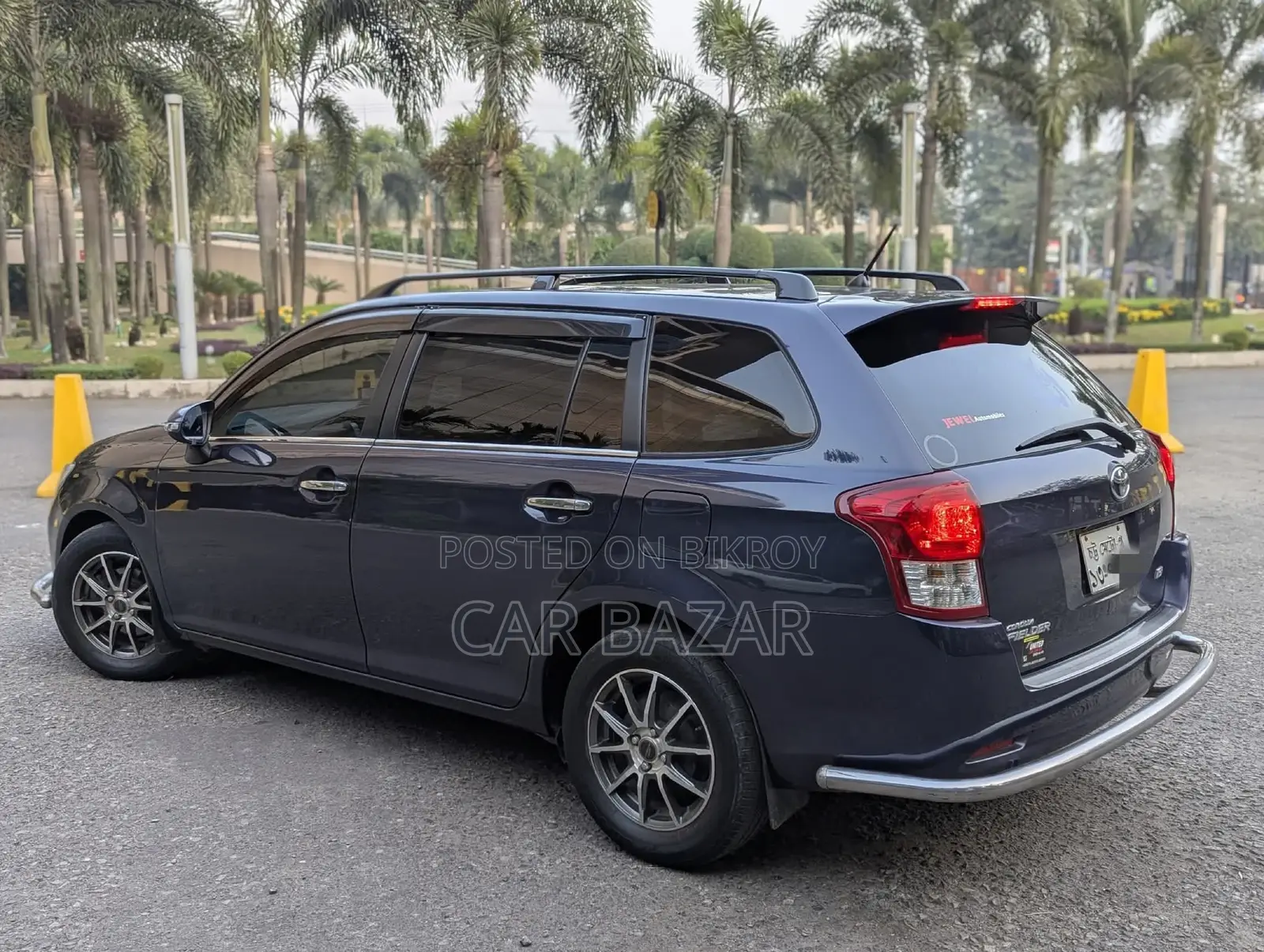 Toyota Fielder G OCTANE RUNS 2012
