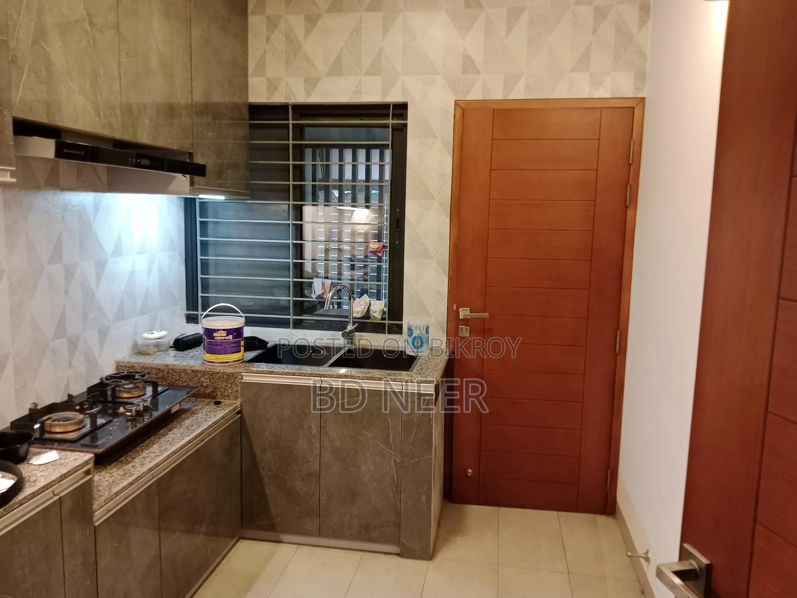 Gorgeous looking fully furnish 4 Bed room apt rent in banani