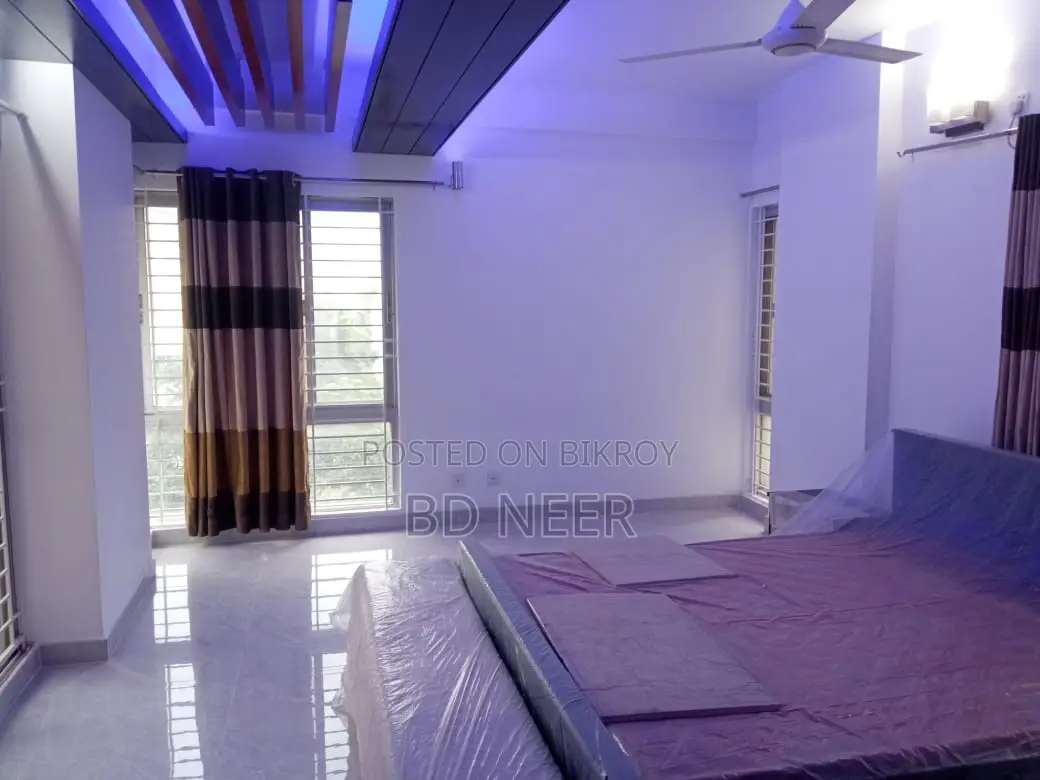 Very Well Newly Full Furnish 4 Bed Room Apt Rent in Gulshan