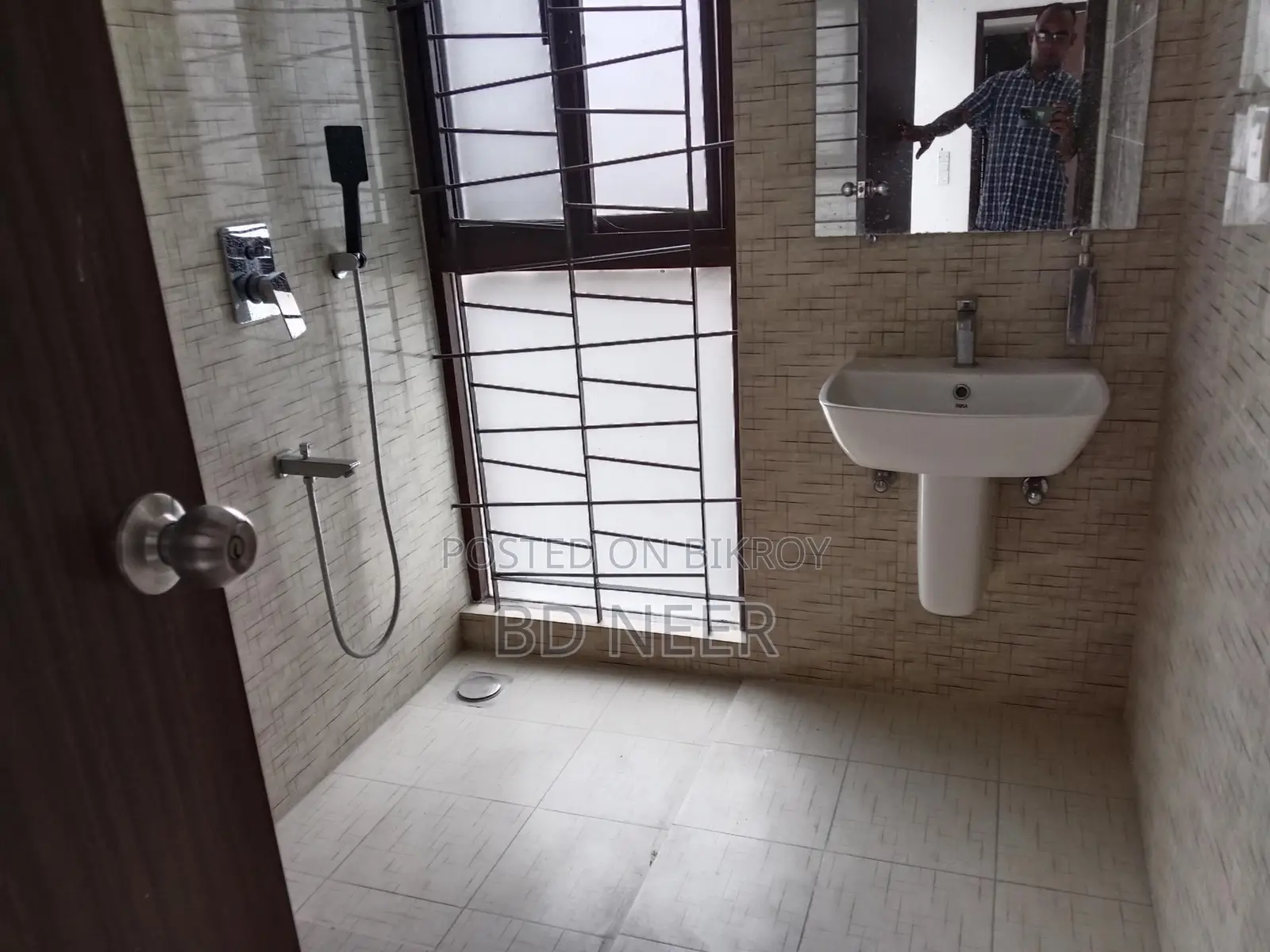 Brand new 4 Bed room apt rent in banani South