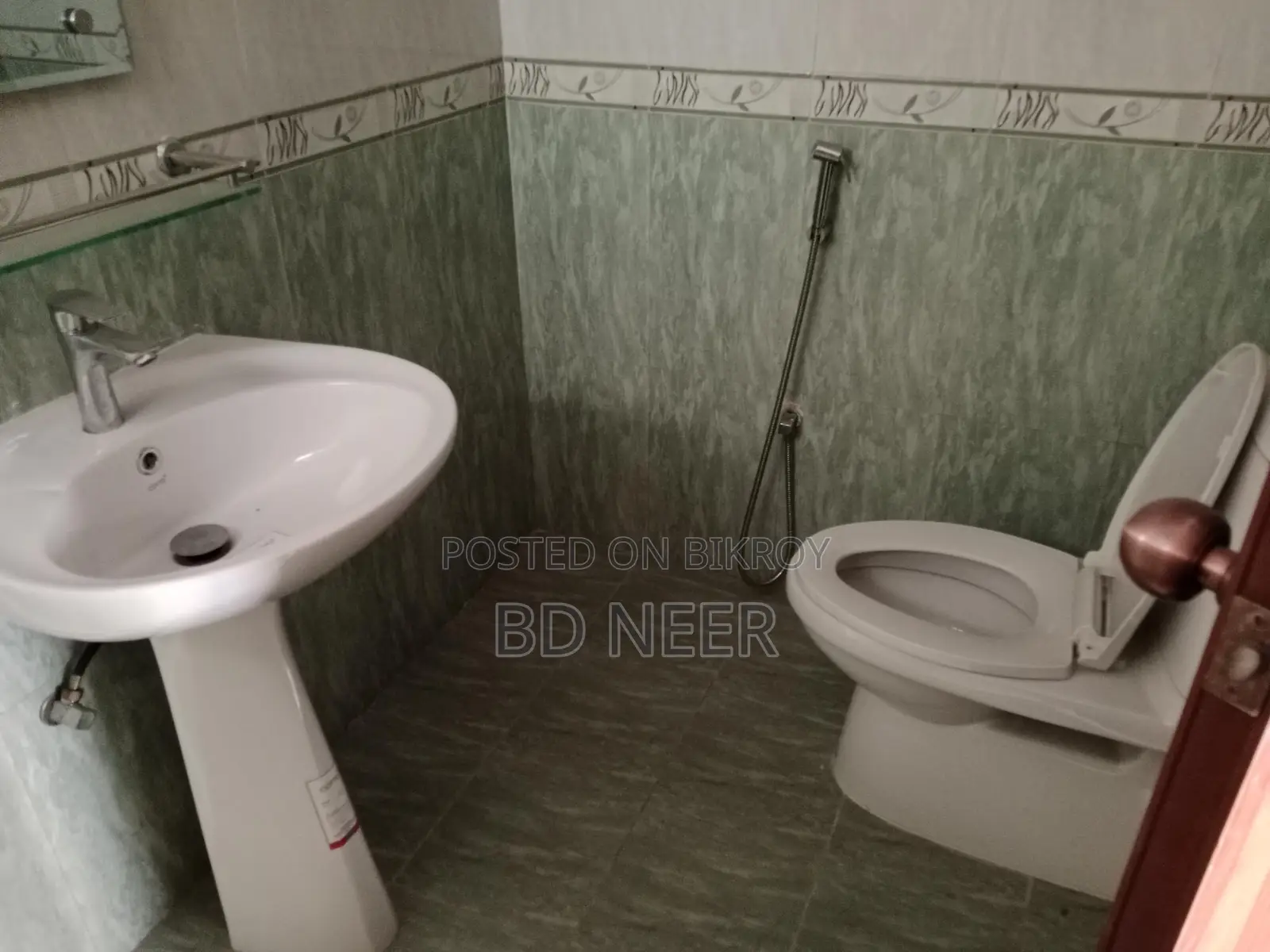 Brand new fully furnish apt rent in banani