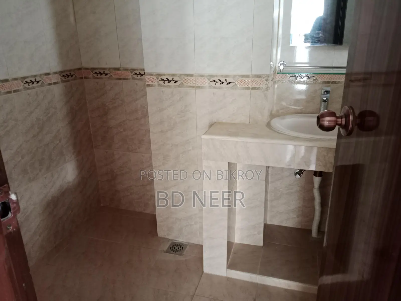 Brand new fully furnish apt rent in banani