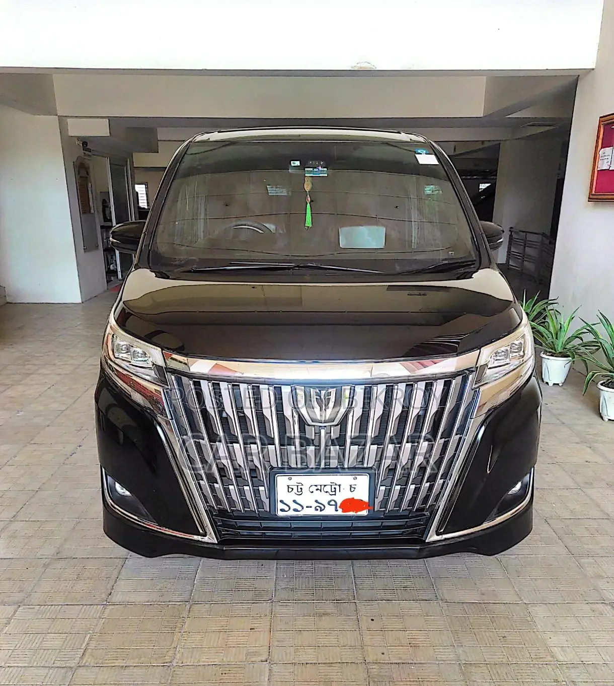 Toyota Noah ESQUIRE GI PREMIUM 2018