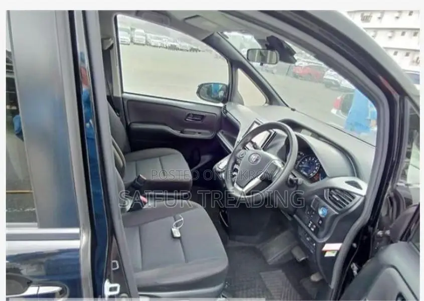 Toyota Noah HV X BLACK 2020